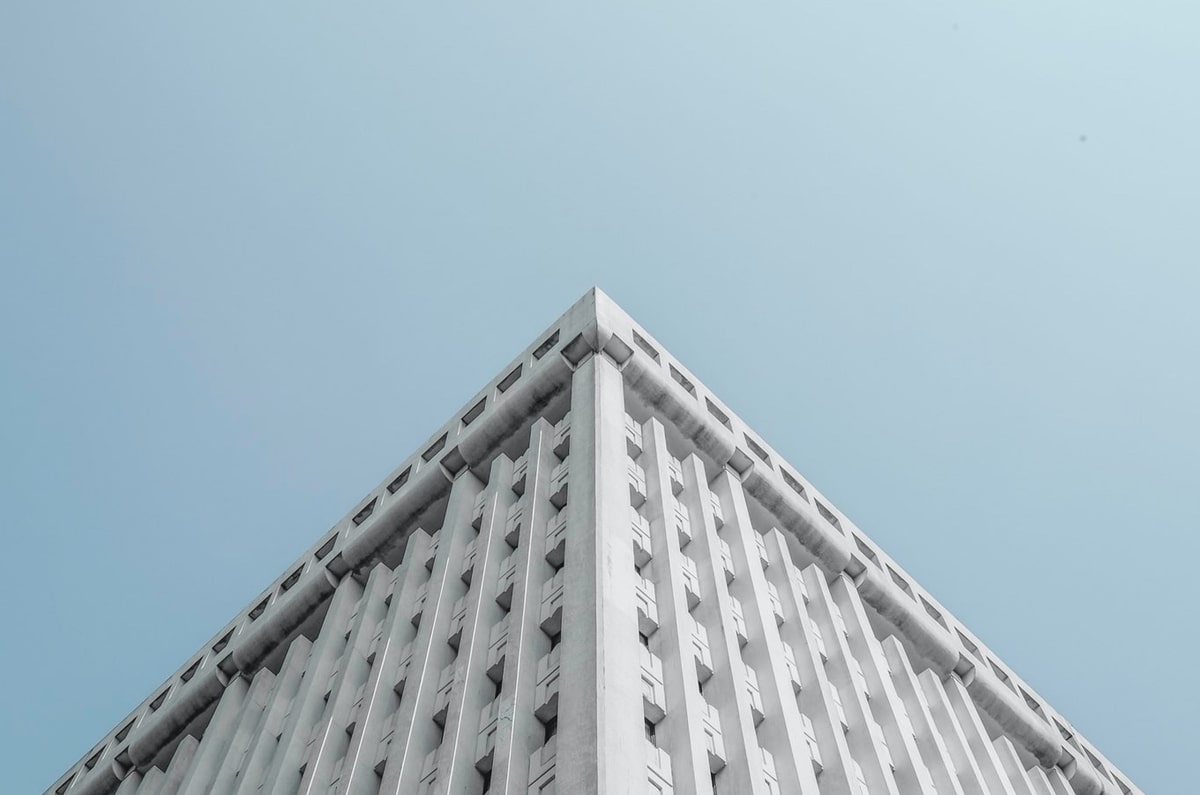 留洋夺冠两天后，樊振东德国俱乐部续约条件曝光，德甲给足了体面